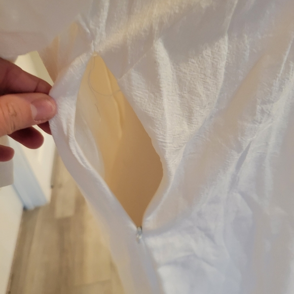 NWOT WHITE LINEN DRESS - Picture 7 of 7